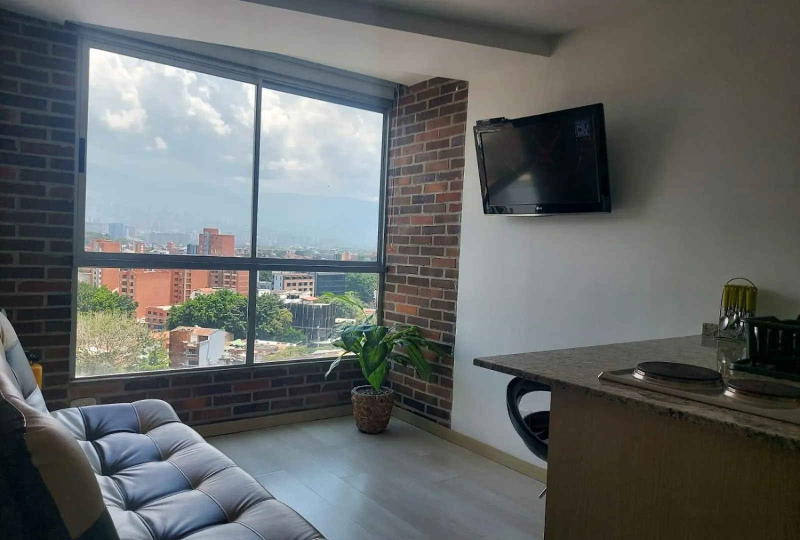 Like A Dream, Super Rates & Views In Laureles Apartment Medellin